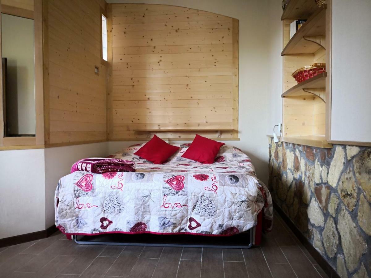 Casa Vacanze Sonia Apartment Амелиа Екстериор снимка
