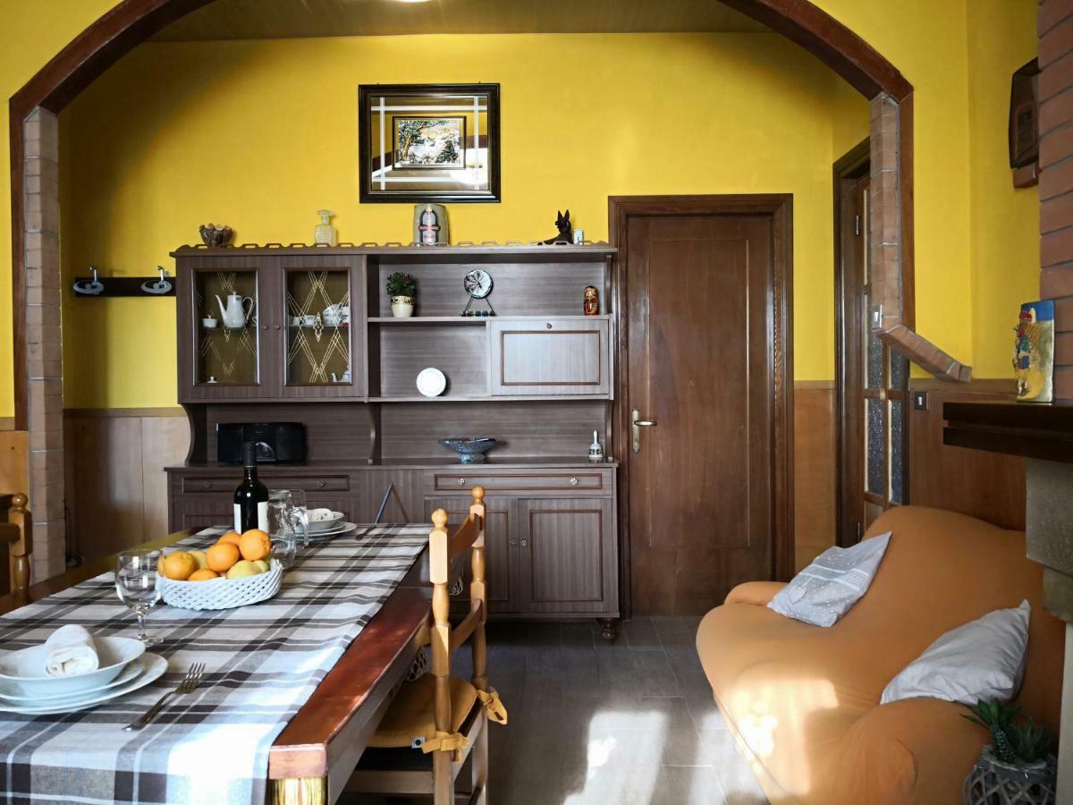 Casa Vacanze Sonia Apartment Амелиа Екстериор снимка